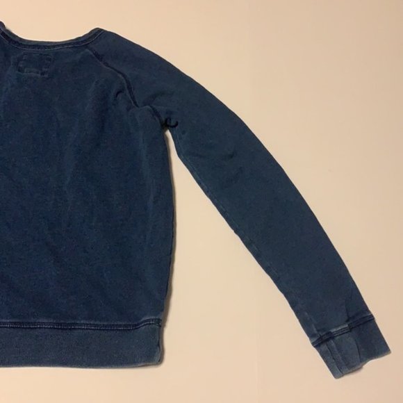 Levi’s Blue Boho Print Sweatshirt - Women’s Size Medium - Picture 5 of 6